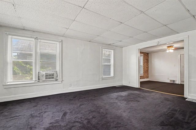 1088 Ogden Avenue, Benton Harbor, MI 49022