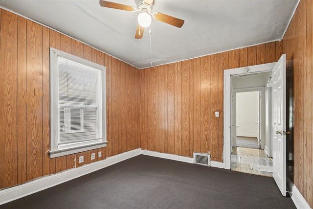 1088 Ogden Avenue, Benton Harbor, MI 49022