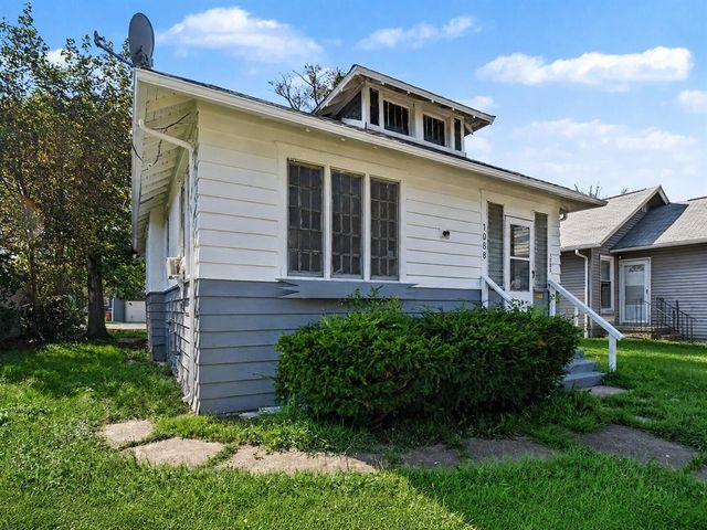 1088 Ogden Avenue, Benton Harbor, MI 49022