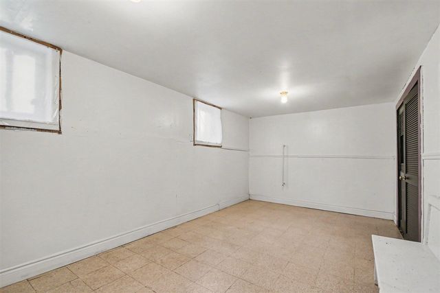 1088 Ogden Avenue, Benton Harbor, MI 49022