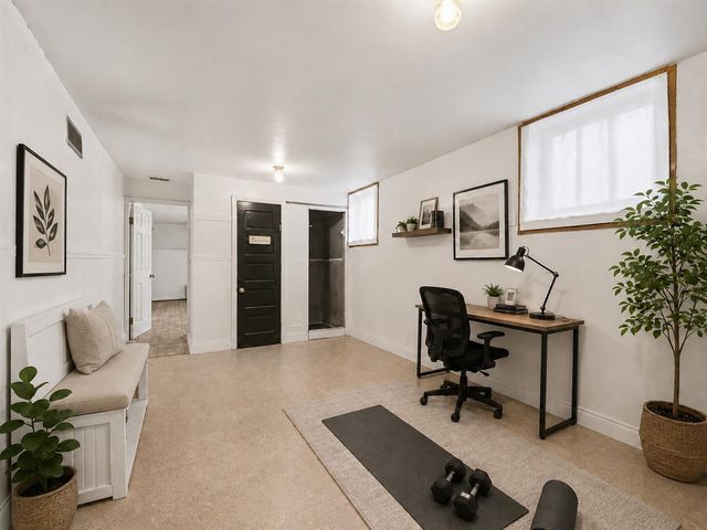 1088 Ogden Avenue, Benton Harbor, MI 49022