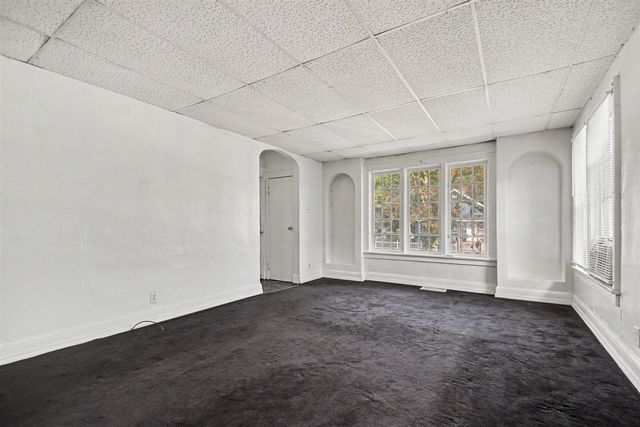1088 Ogden Avenue, Benton Harbor, MI 49022
