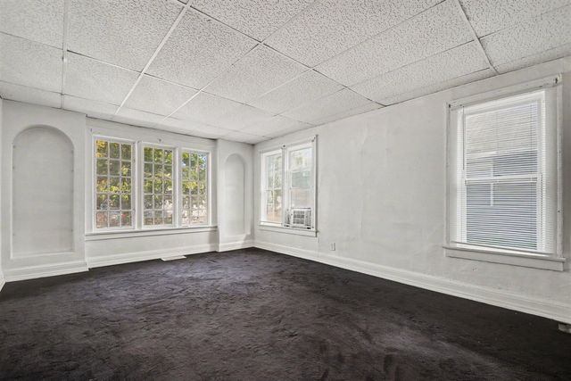 1088 Ogden Avenue, Benton Harbor, MI 49022