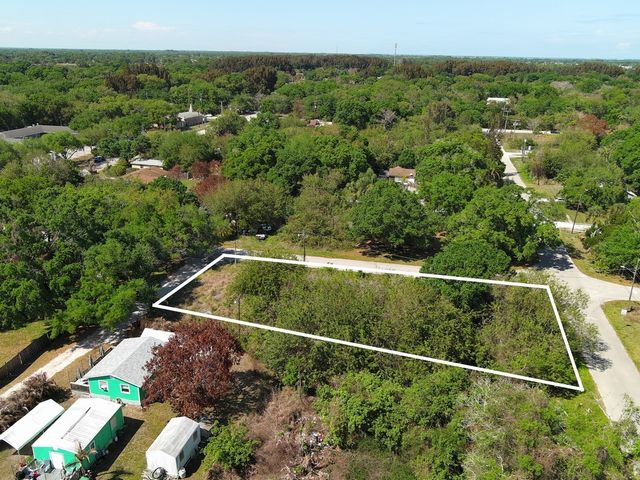 8395 63rd Court, Vero Beach, FL 32967