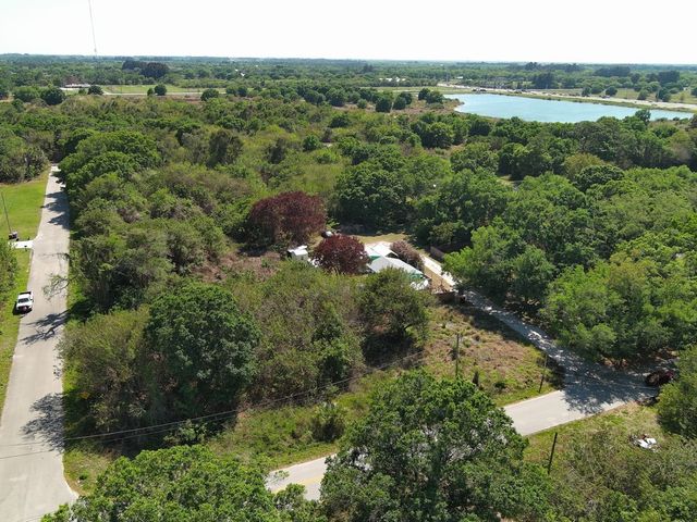 8395 63rd Court, Vero Beach, FL 32967