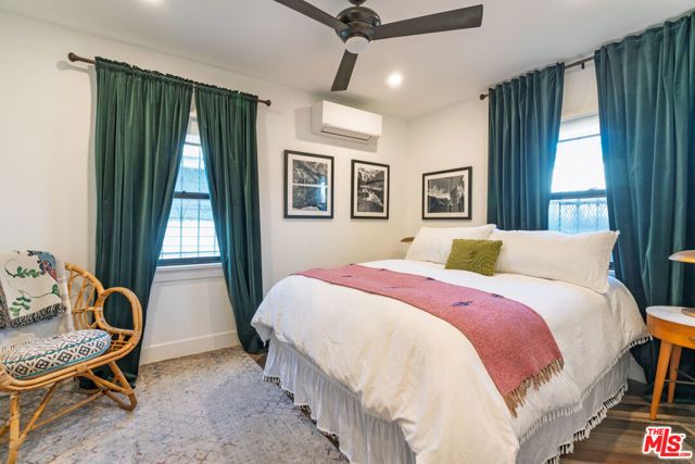 2215 W 36th Street, Los Angeles, CA 90018