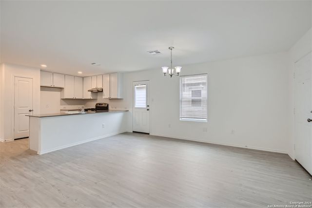 13535 BARTON CV, San Antonio, TX 78253