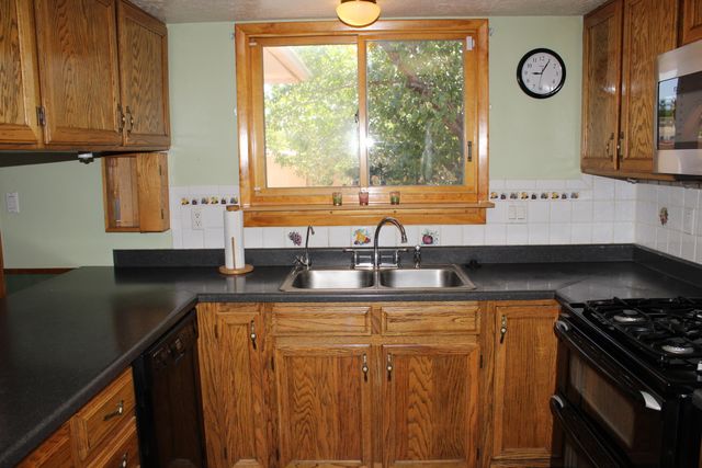 5900 Tioga Road NW, Albuquerque, NM 87120