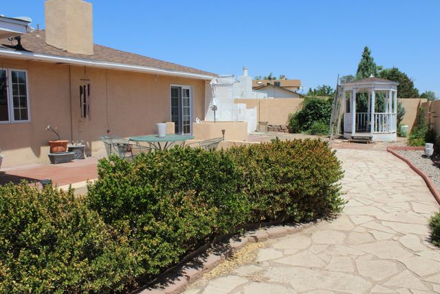 5900 Tioga Road NW, Albuquerque, NM 87120