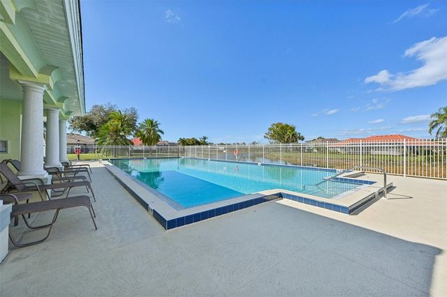 747 FRINGED ORCHID TRAIL, Venice, FL 34293