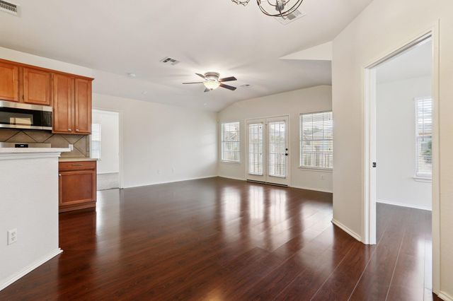 16100 S Great Oaks DR 1501, Round Rock, TX 78681