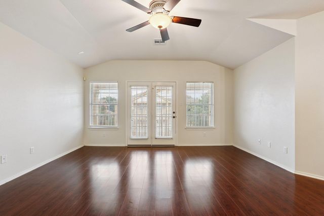 16100 S Great Oaks DR 1501, Round Rock, TX 78681