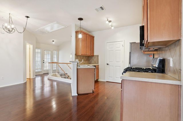 16100 S Great Oaks DR 1501, Round Rock, TX 78681