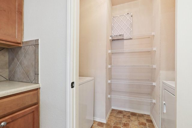 16100 S Great Oaks DR 1501, Round Rock, TX 78681