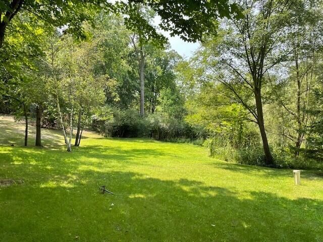 1804 Kreft Street NE, Grand Rapids, MI 49525