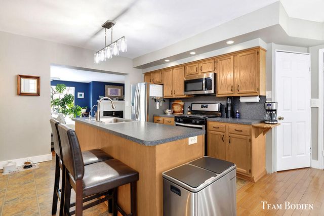 1804 Kreft Street NE, Grand Rapids, MI 49525