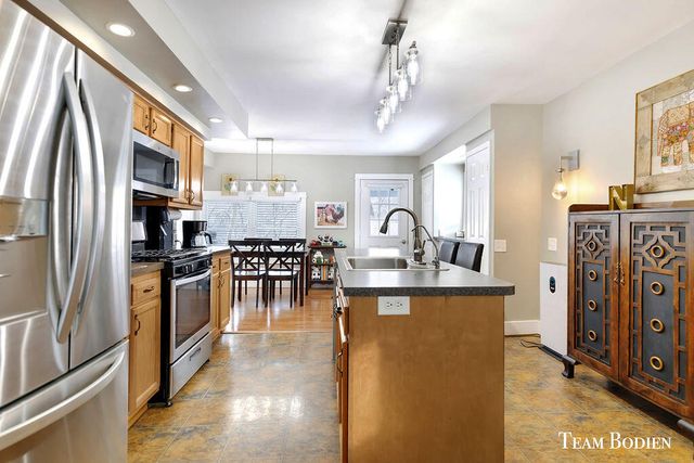 1804 Kreft Street NE, Grand Rapids, MI 49525