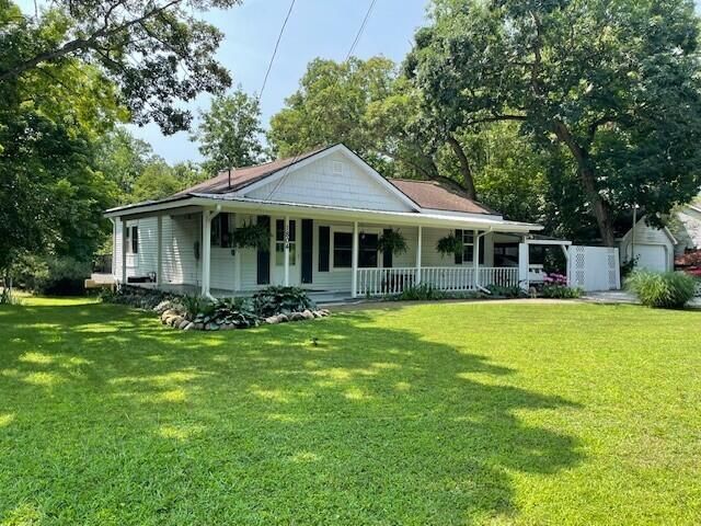 1804 Kreft Street NE, Grand Rapids, MI 49525