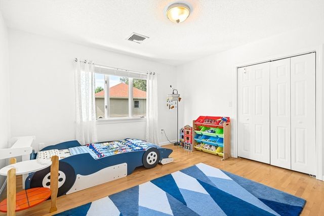 305 Salem St 301, Woburn, MA 01801