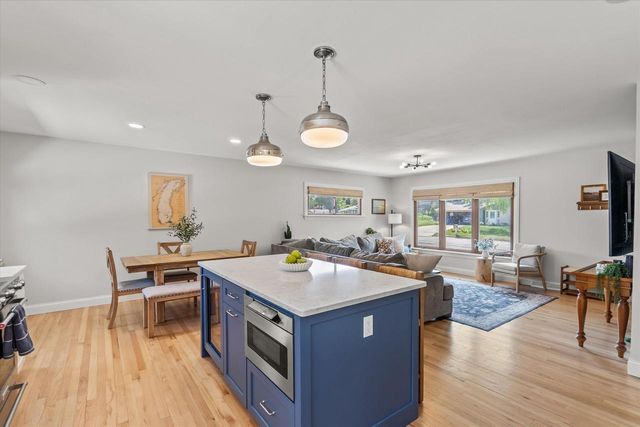 110 Highland DRIVE, Grafton, WI 53024