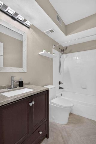 2300 NW 33RD Street 904, Oakland Park, FL 33309