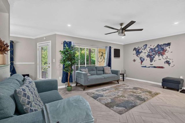 2300 NW 33RD Street 904, Oakland Park, FL 33309