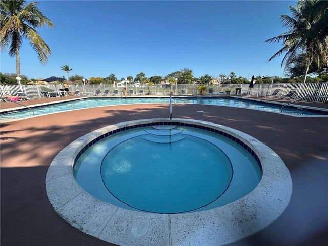 2300 NW 33RD Street 904, Oakland Park, FL 33309
