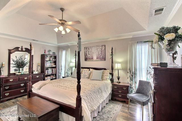 6430 E Sandbourne, Olive Branch, MS 38654