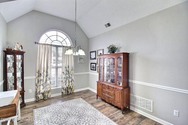 6430 E Sandbourne, Olive Branch, MS 38654