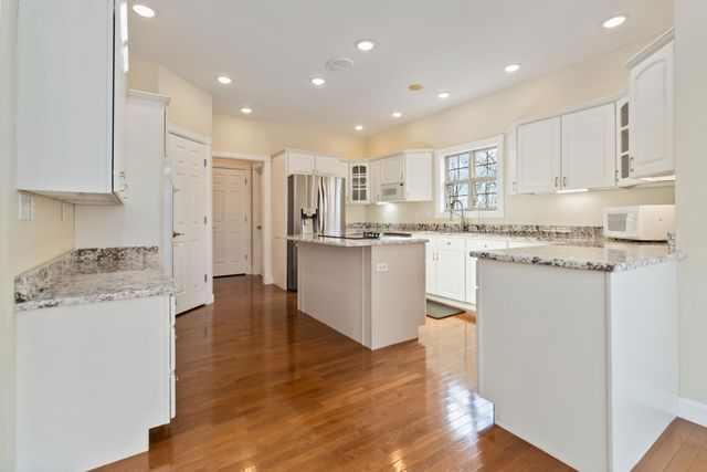 371 Lakeview Drive, Jamestown, KY 42629