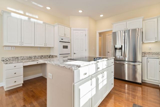 371 Lakeview Drive, Jamestown, KY 42629