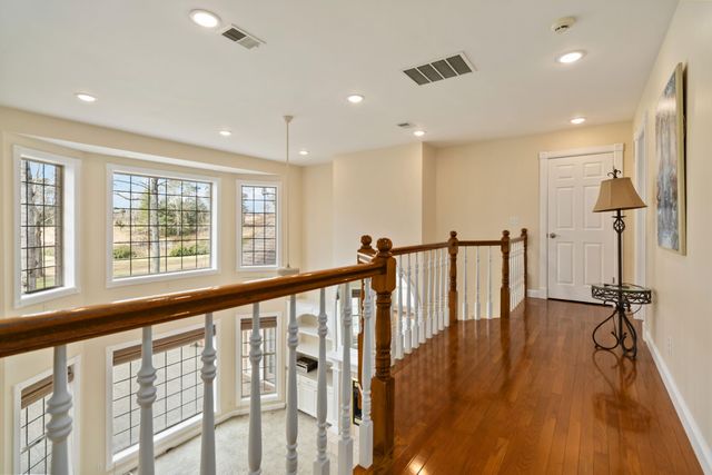 371 Lakeview Drive, Jamestown, KY 42629