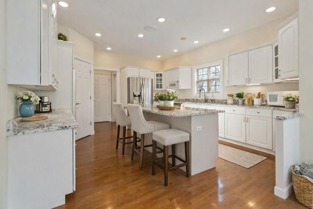 371 Lakeview Drive, Jamestown, KY 42629