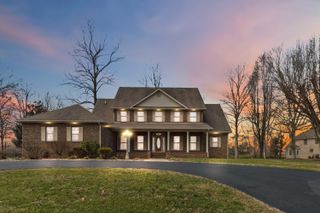 371 Lakeview Drive, Jamestown, KY 42629