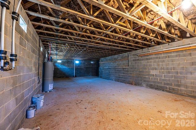 1314 39th Street Circle SW, Hickory, NC 28602