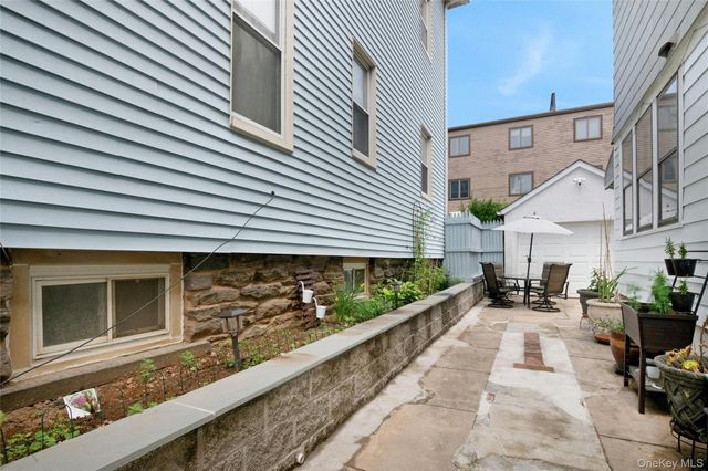 151 Beechwood Avenue, Mount Vernon, NY 10553