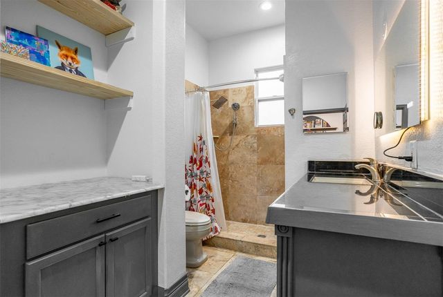 1905 W BURKE STREET, Tampa, FL 33604