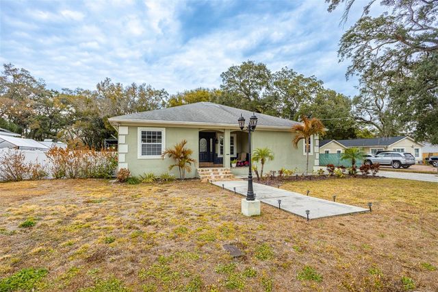 1905 W BURKE STREET, Tampa, FL 33604