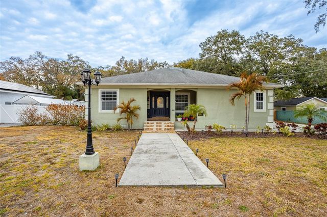 1905 W BURKE STREET, Tampa, FL 33604