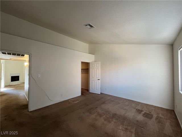 5024 South Rainbow Boulevard 203, Las Vegas, NV 89118