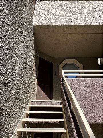 5024 South Rainbow Boulevard 203, Las Vegas, NV 89118