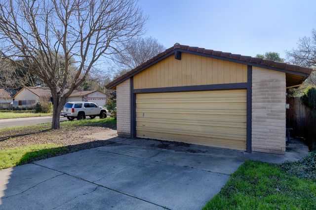 6587 Pacheco Way, Citrus Heights, CA 95610