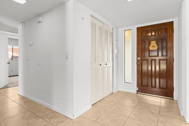 6587 Pacheco Way, Citrus Heights, CA 95610