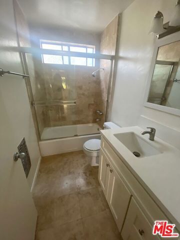 420 Raymond Avenue 6, Santa Monica, CA 90405