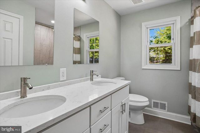 8814 LAFAYETTE DR, Owings, MD 20736