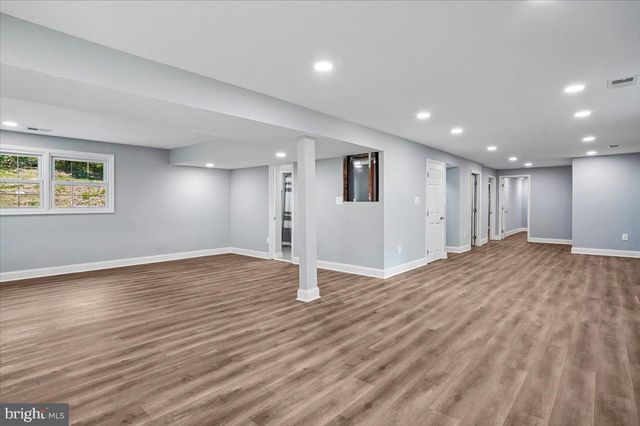 8814 LAFAYETTE DR, Owings, MD 20736