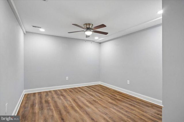 8814 LAFAYETTE DR, Owings, MD 20736