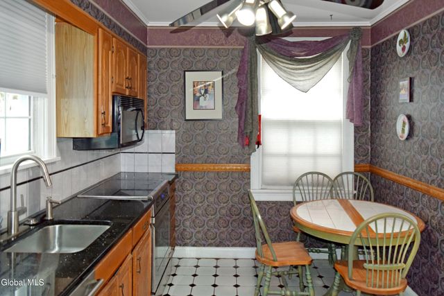 1590 Wendell Avenue, Schenectady, NY 12308