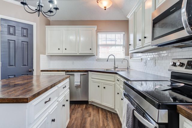 2807 87th Street, Lubbock, TX 79423