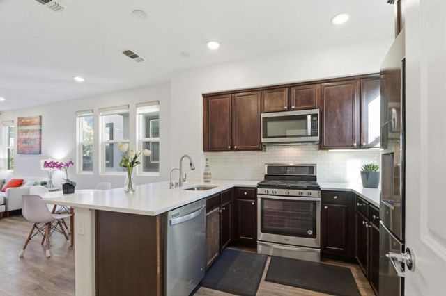 838 Garden Street, Milpitas, CA 95035